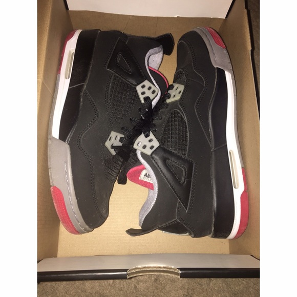 Jordan Retro 4. KIDS SIZE 4 Black | Red | Grey