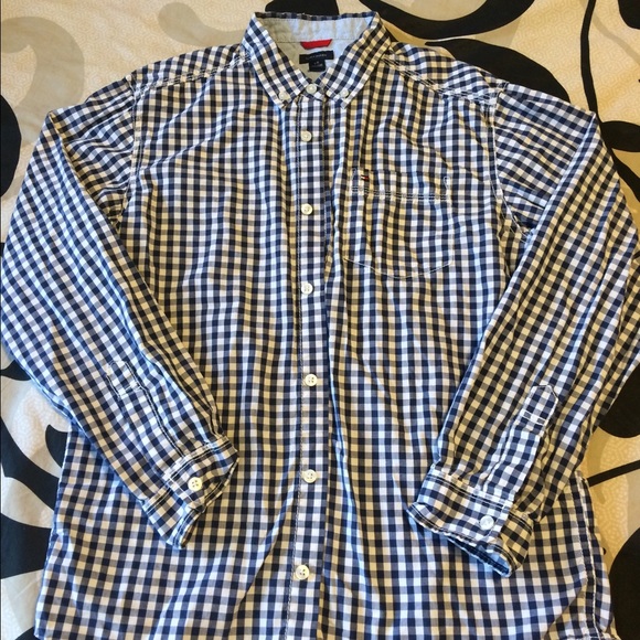 Very nice boys button up! Like new! - Picture 1 of 3
