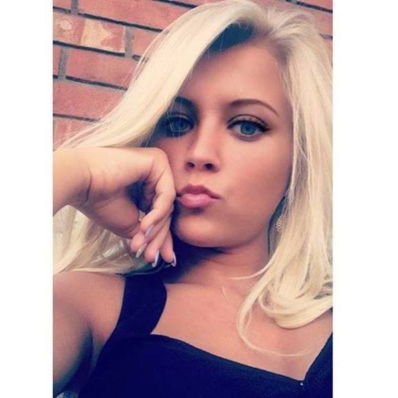 Meet your Posher, Taylor - Picture 1 of 1