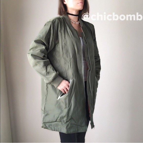 ✳️Long Olive bomber jacket. Well made fully lined - Picture 3 of 4