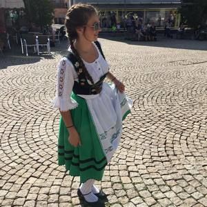 Meet your Posher, Anna