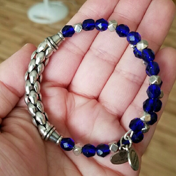 NWOT Royal Blue Alex & Ani Bracelet