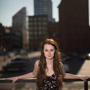 Meet your Posher, Briana