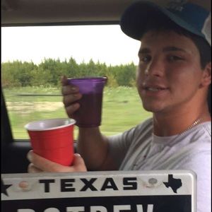 Meet your Posher, Tyler