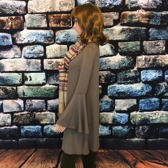 Boho Bell Sleeve Dress - Picture 2 of 3