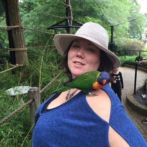 Meet your Posher, Lindsey