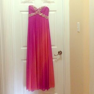 A used mymichelle dress.