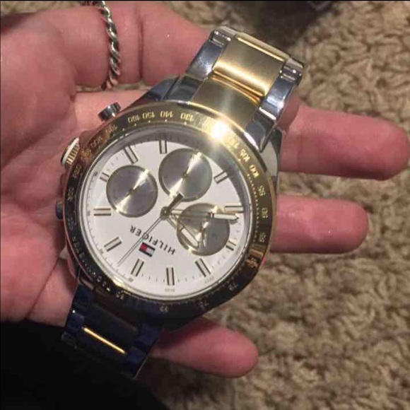 Tommy Hilfiger watch - Picture 4 of 4