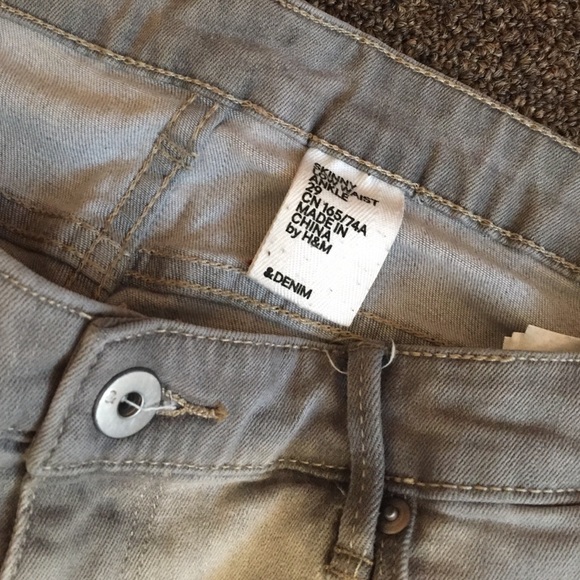 H&M skinny grey jeans - Picture 2 of 2