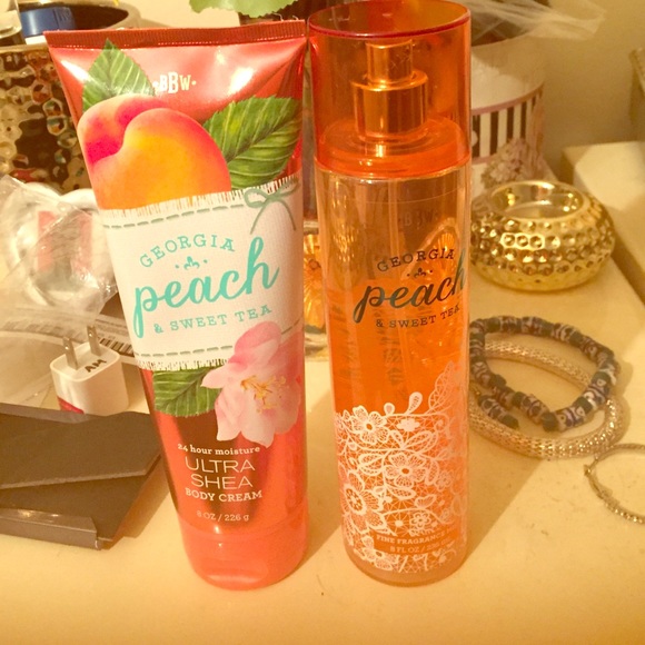 Georgia peach & sweet tea body mist and lotion.