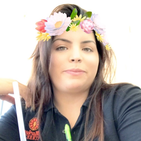 Meet your Posher, Sonia - Picture 1 of 1