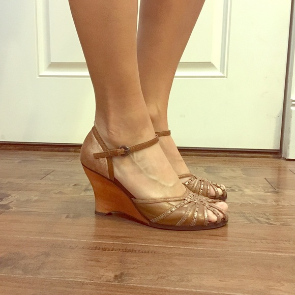 Kenzie shoes.  Size 9M.