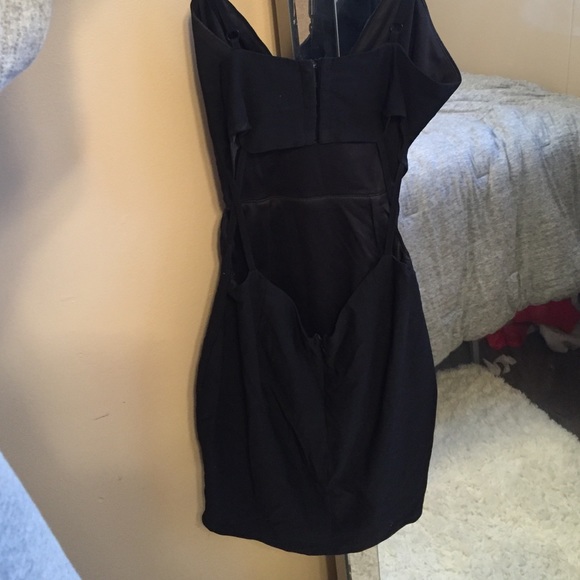 TOBI cutout sexy black backless dress - Picture 2 of 3