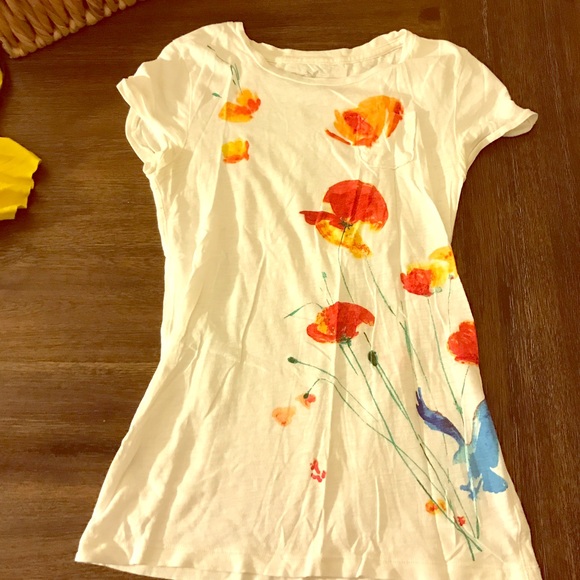 American Eagle Floral Graphic Shirt