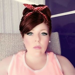 Meet your Posher, Myshelle