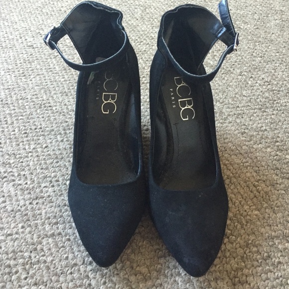 Moving and trying to minimize shoe collection! - Picture 4 of 4