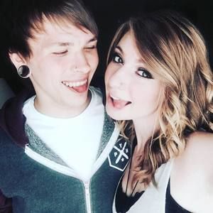 Meet your Posher, Kailli