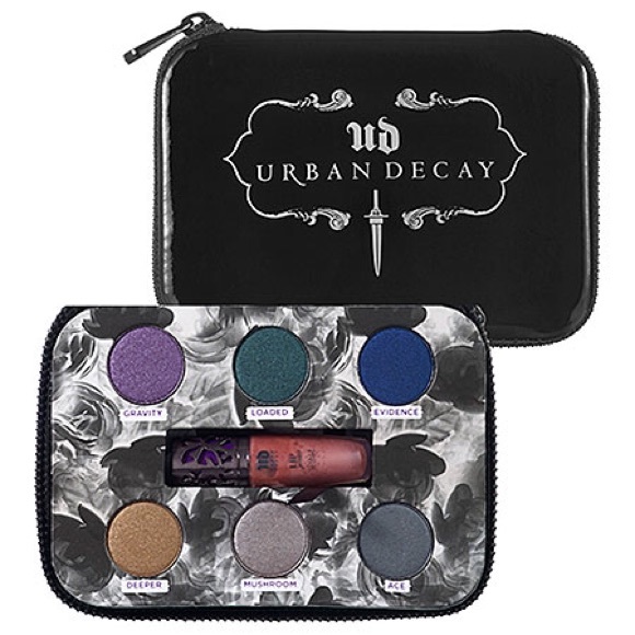 Urban decay dangerous palette - Picture 1 of 2