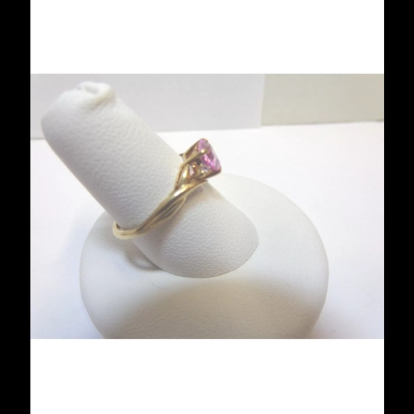 10K gold pink sapphire ring - Picture 3 of 4