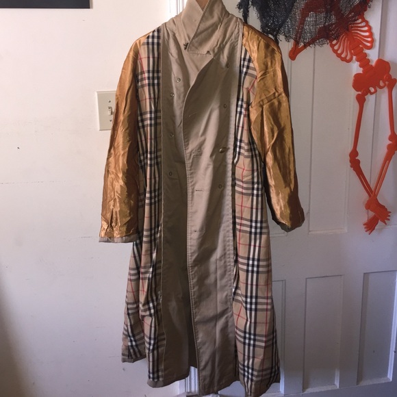 Burberry Jackets & Blazers - Women's Burberry trench coat MAKE AN OFFER
