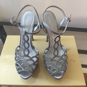 Sergio Rossi mermaid silver sparkle size 36 Sergio Rossi mermaid silver sparkle size 36