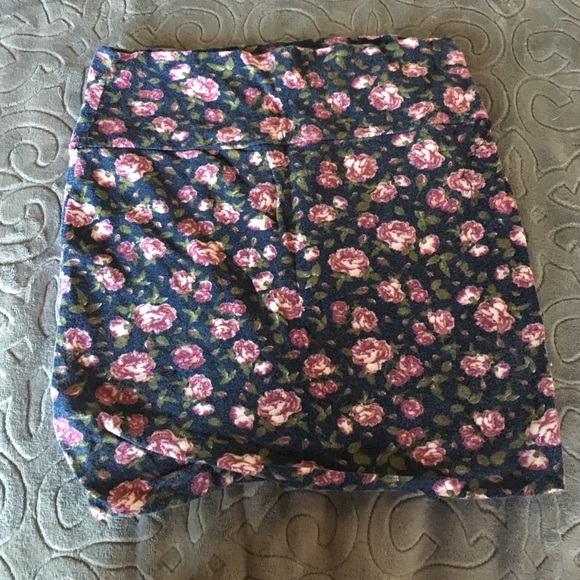 Pencil skirt