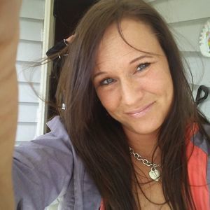 Meet your Posher, Desiree