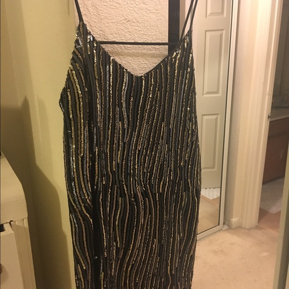 Eight Sixty sequin mini