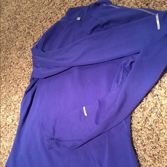 Nike jacket - Picture 2 of 2