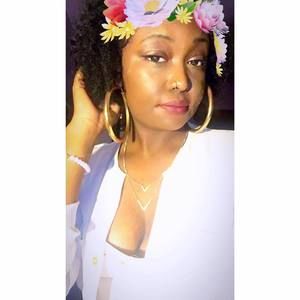 Meet your Posher, Lele