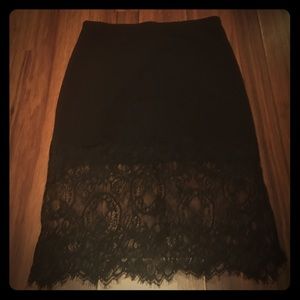 Midi skirt with lace
