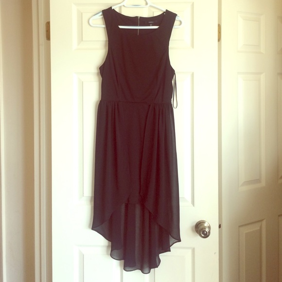 Black hi-low dress - Picture 1 of 4