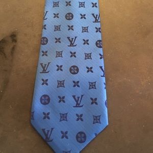 Louis Vuitton tie
