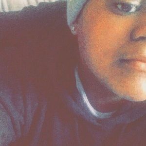 Meet your Posher, Iniko