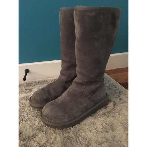 Tall Gray Zip Up Uggs