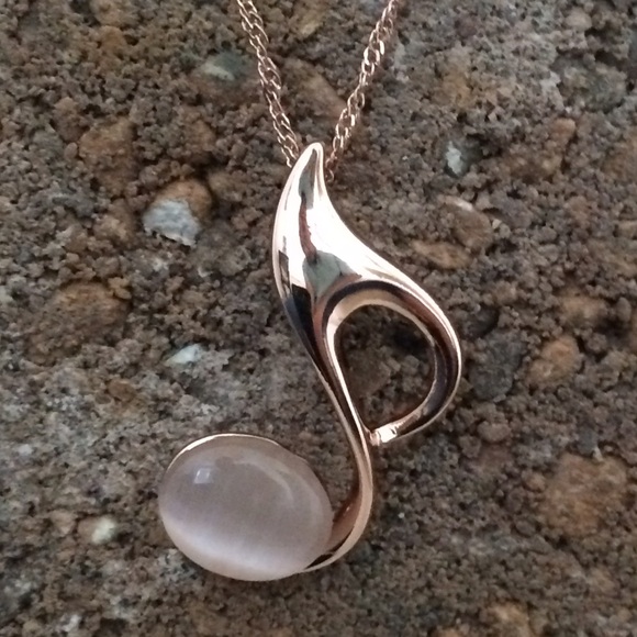 Musical Note Pendant Necklace - Picture 6 of 7