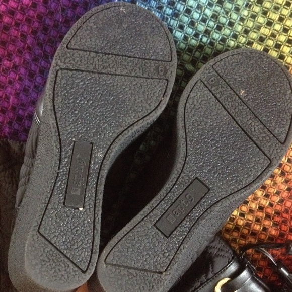 Women's Boots - Picture 3 of 3