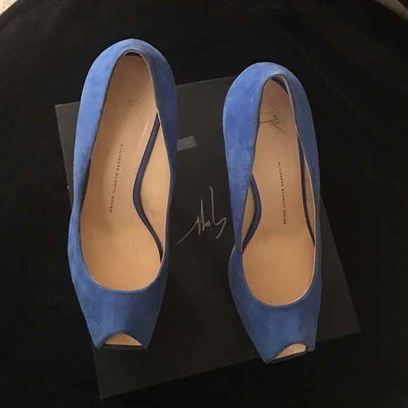 Giuseppe Zanotti Heels - Picture 1 of 1