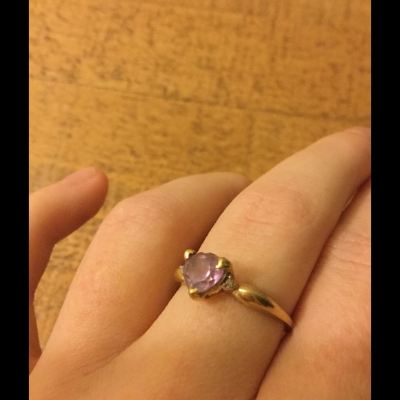 10K gold amethyst ring - Picture 3 of 3