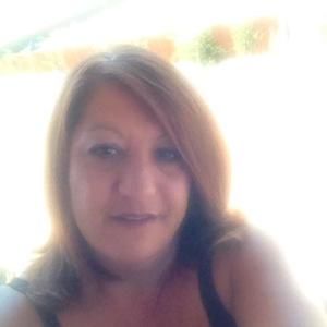 Meet your Posher, Raquel