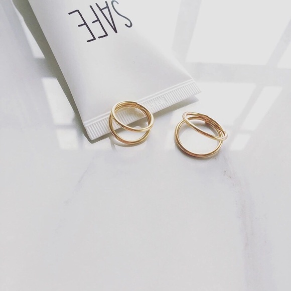 Thin knuckle ring - Picture 2 of 3