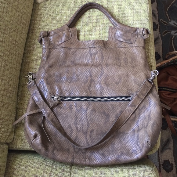 Foley & Corinna mid city tote