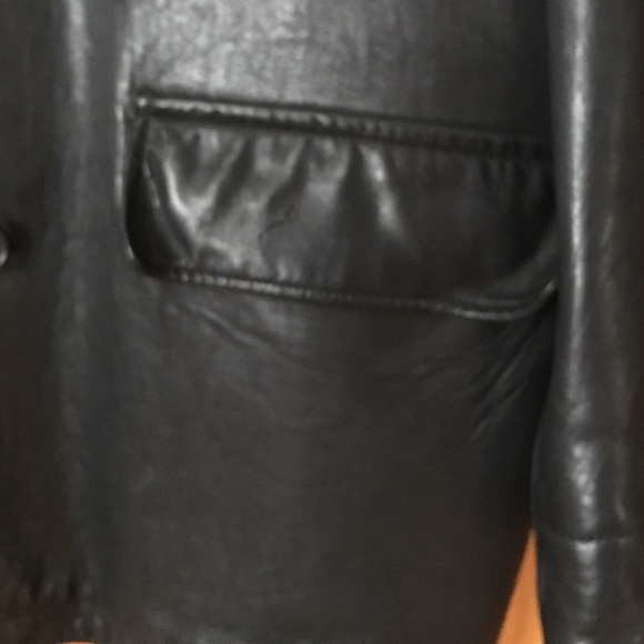 Leather jacket - Picture 3 of 7