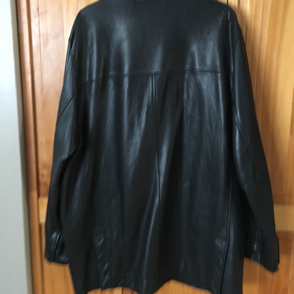 Leather jacket - Picture 4 of 7