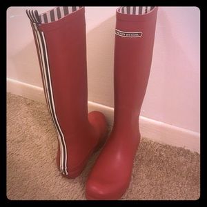 ❤️ Henri Bendel Rain Matte Rainboots ❤️