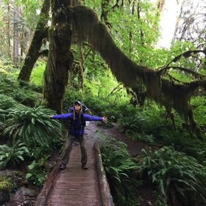 Meet your Posher, Elizabeth