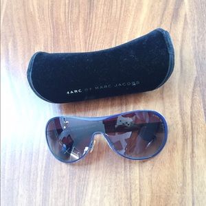 Marc by Marc Jacobs Navy Aviators sunglasses