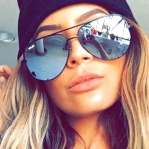 Quay by Desi Perkins - "High Key" (black / silver)