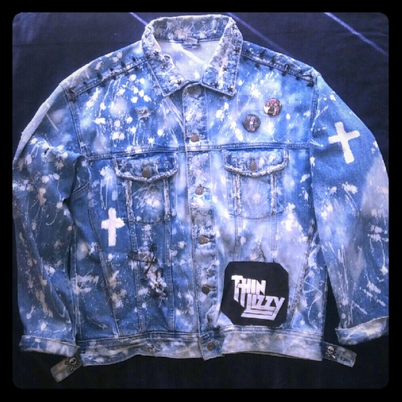 ??? Other - Destressed customized denim jactet