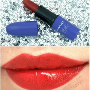 MAC SELENA COMO LA FLOR